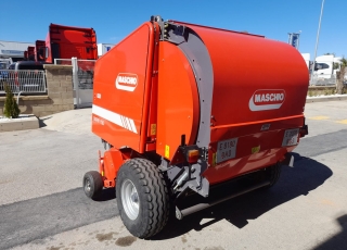 Rotoempacadora MASCHIO ENTRY 150 (Fabricada por Feraboli), octubre de 2019 (3 campañas), camara fija, balas de 150, en perfecto estado, practicamente NUEVA, se regala palet de hilo con la máquina.Rotoempacadora MASCHIO ENTRY 150 (Fabricada por Feraboli), octubre de 2019 (3 campañas), camara fija, balas de 150, en perfecto estado, practicamente NUEVA, se regala palet de hilo con la máquina.Rotoempacadora MASCHIO ENTRY 150 (Fabricada por Feraboli), octubre de 2019 (3 campañas), camara fija, balas de 150, en perfecto estado, practicamente NUEVA, se regala palet de hilo con la máquina.