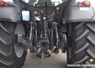 Tractor Agrícola marca Valtra modelo N143, nuevo solo lleva 4 horas.